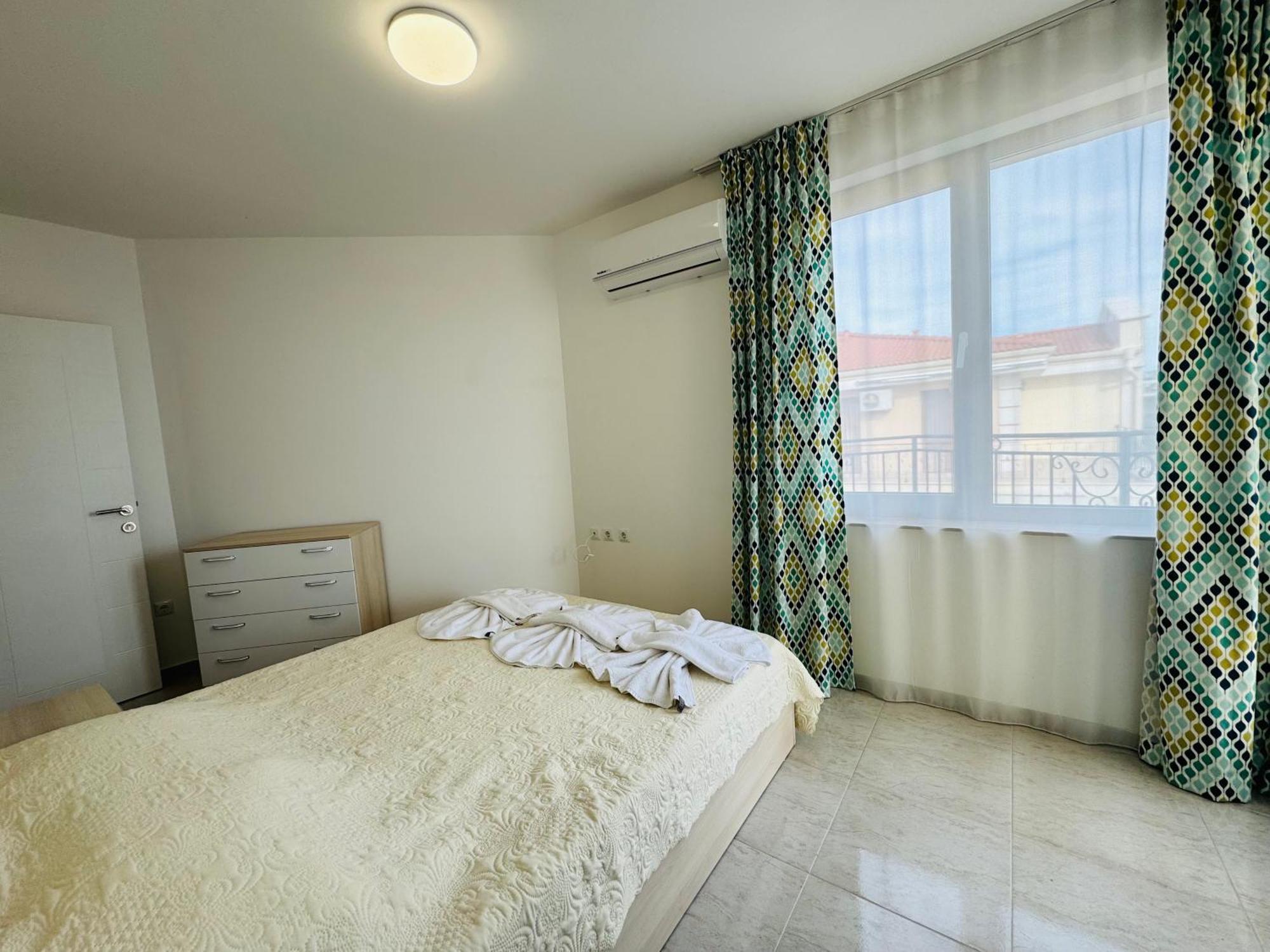 Horizon 10 'В' Apartment Sveti Vlas Exteriör bild